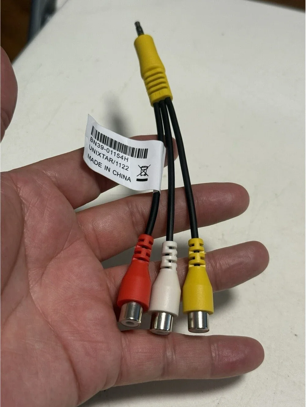 Samsung BN39-01154H CBF Signal Composite Audio Video AV Adapter RCA Cable 3.5mm